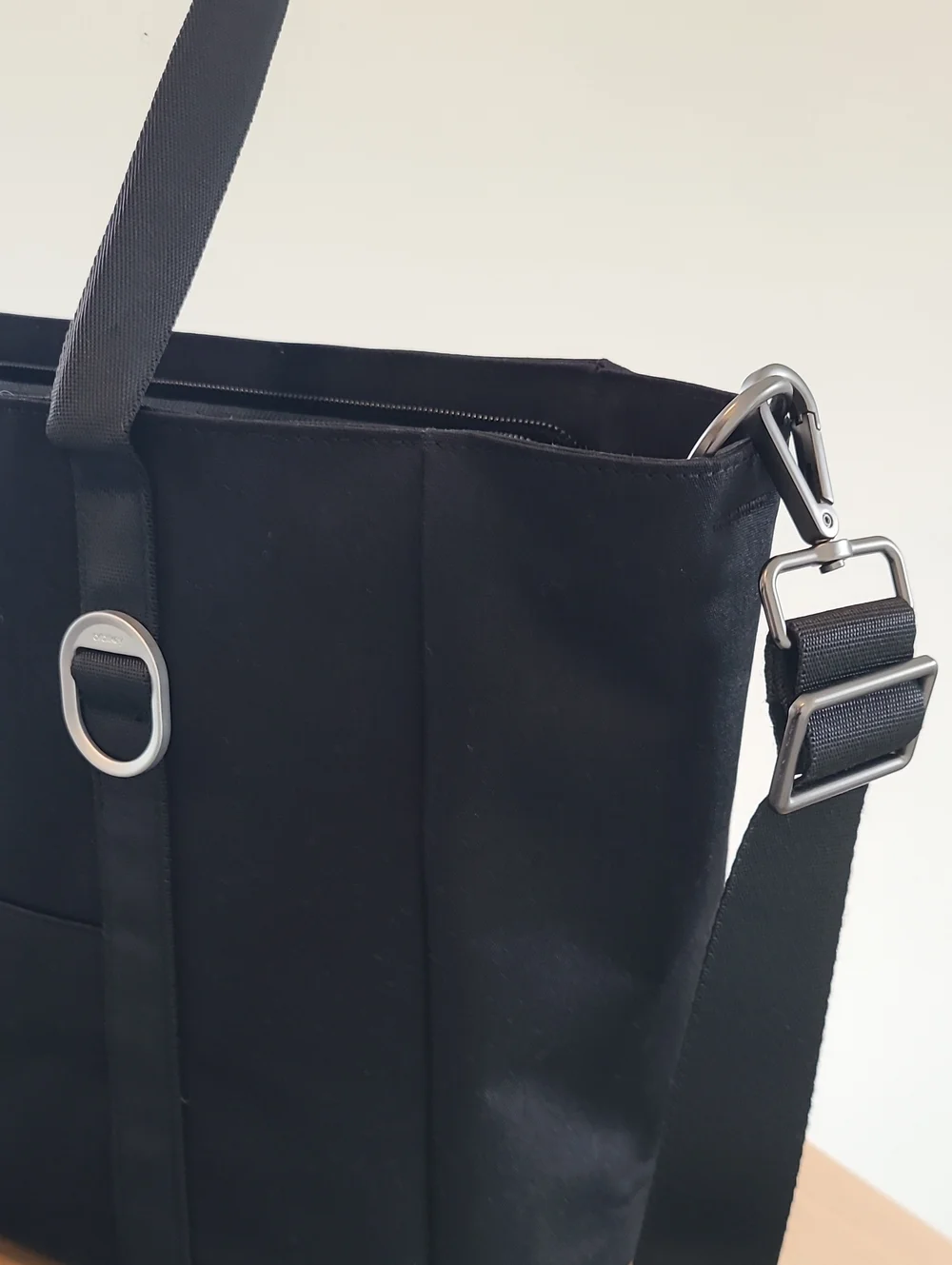 orbitkey Black Unisex Laptop Tote Bag with Shoulder Strap